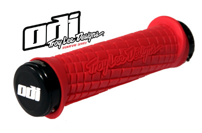 Poignées ODI Lock-On Bonus Mountain bike TLD Red/black